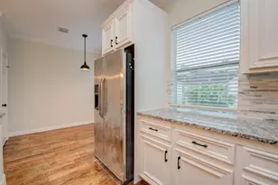 1733 Tuam St, Houston, TX 77004 - Photo 23