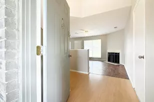 7843 Yellow Pine Dr, Houston, TX 77040 - Photo 5