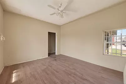 4016 Woodleigh Street, Houston, TX 77023 - Photo 33