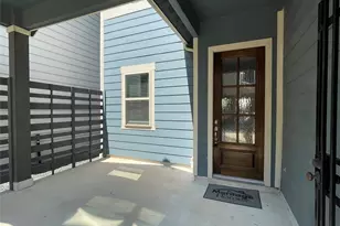 10418 Quiet Courtyard Rd, Houston, TX 77043 - Photo 5