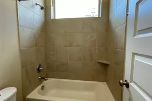 10418 Quiet Courtyard Rd, Houston, TX 77043 - Photo 41