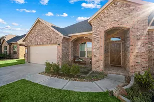 14300 Congaree Ct, Conroe, TX 77384 - Photo 9