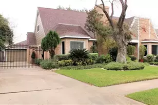11418 Chevy Chase Dr, Houston, TX 77077 - Photo 11