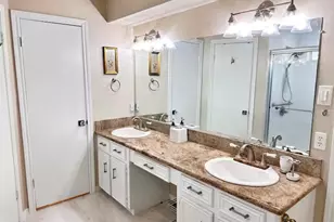 11418 Chevy Chase Dr, Houston, TX 77077 - Photo 11