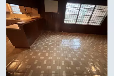 5551 Winding Creek Way, Houston, TX 77017 - Photo 15