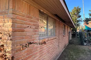 5551 Winding Creek Way, Houston, TX 77017 - Photo 9