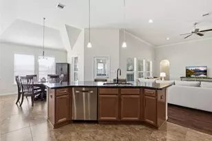 11914 Pearl Ln, Mont Belvieu, TX 77535 - Photo 15