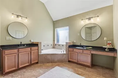 11914 Pearl Lane, Mont Belvieu, TX 77535 - Photo 25