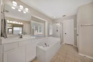 159 S Queenscliff Cir, The Woodlands, TX 77382 - Photo 19