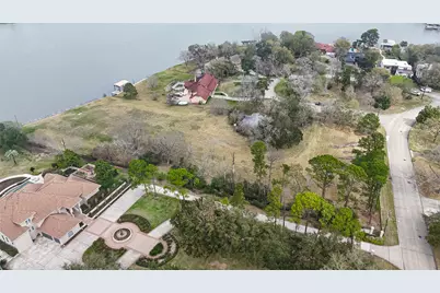 205 Lakeshore Drive, Seabrook, TX 77586 - Photo 15