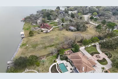 205 Lakeshore Drive, Seabrook, TX 77586 - Photo 13