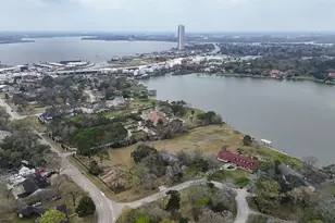 205 Lakeshore Dr, Seabrook, TX 77586 - Photo 23