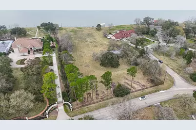 205 Lakeshore Drive, Seabrook, TX 77586 - Photo 17