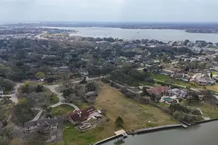 205 Lakeshore Dr, Seabrook, TX 77586 - Photo 29