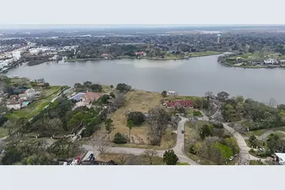205 Lakeshore Drive, Seabrook, TX 77586 - Photo 19