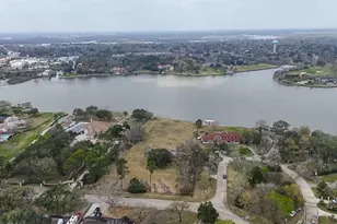 205 Lakeshore Dr, Seabrook, TX 77586 - Photo 19