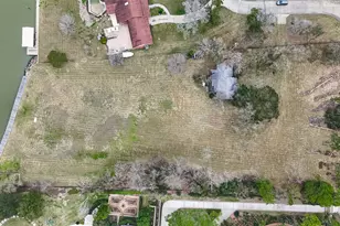 205 Lakeshore Dr, Seabrook, TX 77586 - Photo 39