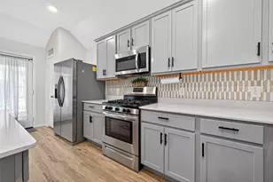 22121 Oakland Meadows Ln, New Caney, TX 77357 - Photo 11