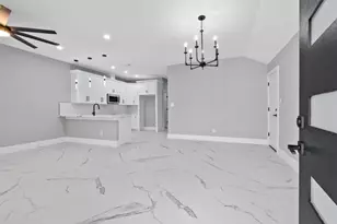 8216 Locksley Rd, Houston, TX 77078 - Photo 3