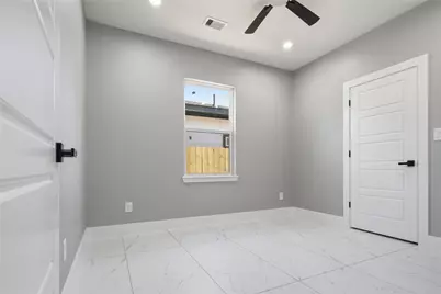 8216 Locksley Road, Houston, TX 77078 - Photo 11