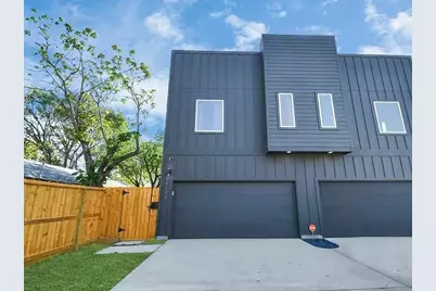 8419 8419 Woodward #a/b, Houston, TX 77051 - Photo 1