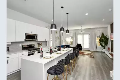 8419 8419 Woodward #a/b, Houston, TX 77051 - Photo 3
