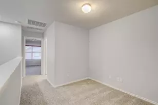 58 S Burberry Park Cir, The Woodlands, TX 77382 - Photo 13