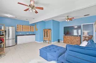 114 24th St, Dickinson, TX 77539 - Photo 33