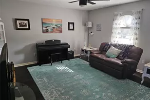 14822 Cedar Point Dr, Houston, TX 77070 - Photo 9