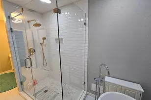 14822 Cedar Point Dr, Houston, TX 77070 - Photo 13