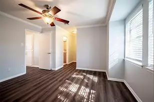 2352 Triway Ln, Houston, TX 77043 - Photo 13