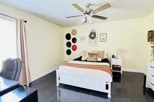 3003 Wood Fox Dr, Alvin, TX 77511 - Photo 19