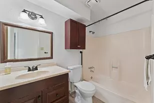 7715 Candlegreen Ln, Houston, TX 77071 - Photo 15