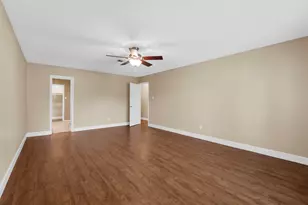 2803 Edgewood Dr, Sugar Land, TX 77479 - Photo 19
