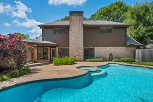 2803 Edgewood Dr, Sugar Land, TX 77479 - Photo 5