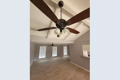 431 N Forest Boulevard, Houston, TX 77090 - Photo 5