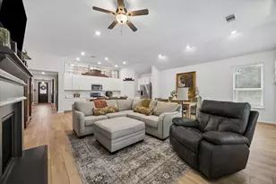 39200 Canyonville Ct, Magnolia, TX 77354 - Photo 13