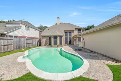 406 Ashberry Court, League City, TX 77573 - Photo 7