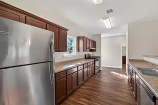 106 Morgan St, Alvin, TX 77511 - Photo 13