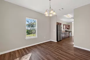 106 Morgan St, Alvin, TX 77511 - Photo 17