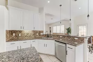 2104 Windy Shores Dr, Pearland, TX 77584 - Photo 17