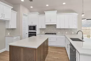 8711 Blue Coral Ln, Cypress, TX 77433 - Photo 5