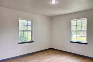 317 San Jacinto St, La Porte, TX 77571 - Photo 9