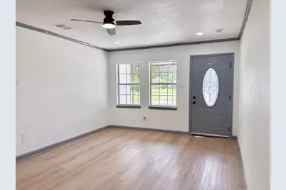 317 San Jacinto Street, La Porte, TX 77571 - Photo 3