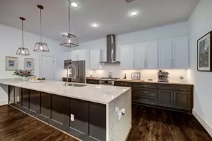 2007 Brun St, Houston, TX 77019 - Photo 13