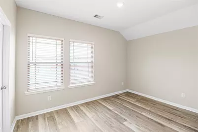17624 Cedar Crest Drive, Conroe, TX 77306 - Photo 11
