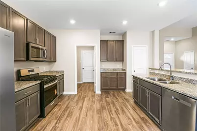 17624 Cedar Crest Drive, Conroe, TX 77306 - Photo 7