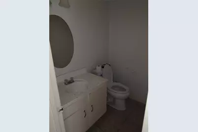 10546 Hammerly Boulevard #323, Houston, TX 77043 - Photo 9