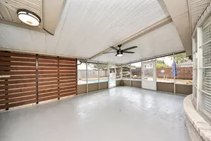 11830 Burlingame Dr, Houston, TX 77099 - Photo 25