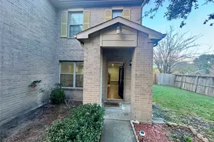 9327 Purston Ct, Houston, TX 77083 - Photo 3